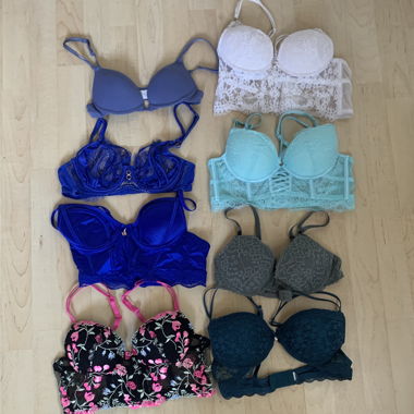 Set of 8 Bras