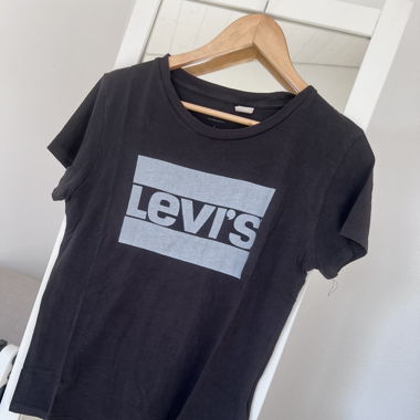 Levi’s T-Shirt