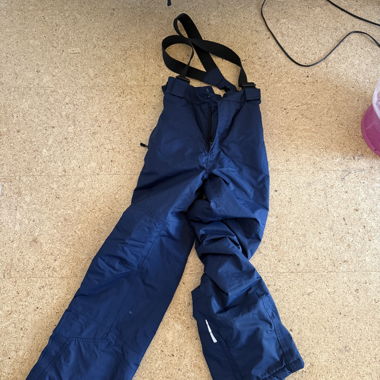 Ski pants size 170