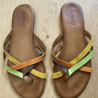 Sandali INUOVO Gr. 38
