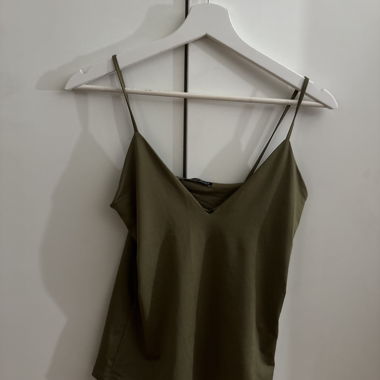 Haut vert olive / kaki