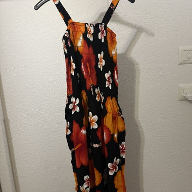 Robe légère à fleurs, T. S, parfait pour la plage!