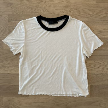 White Cropped T-Shirt