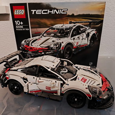 LEGO Technic Porsche 911 RSR