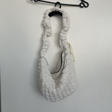 cross body or shoulder bag