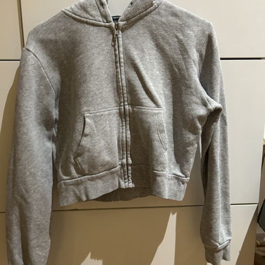 Veste à capuche grise de Brandy 