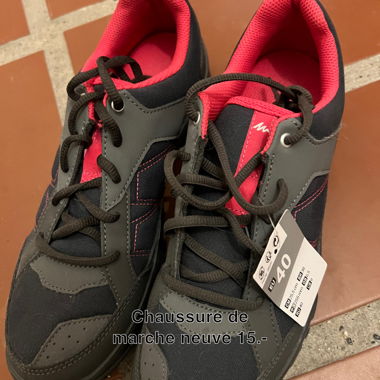 Chaussure de marche 