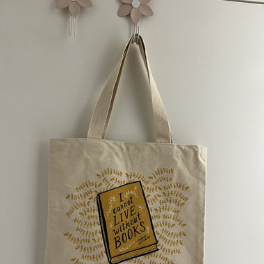 Tote bag