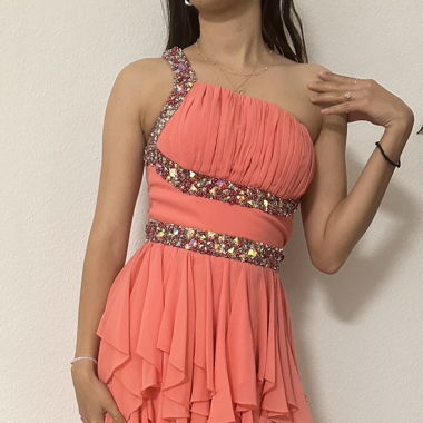 Partykleid in Koralle mit Steinen