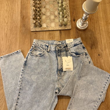 Mom Jeans
