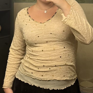 Haut manches longues à sequins beige doré