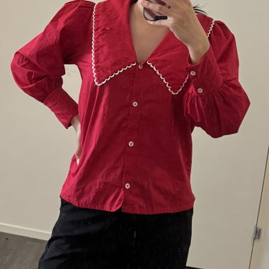 Rote Lamarel Bluse
