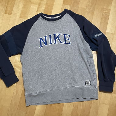 Vintage Nike Hoodie