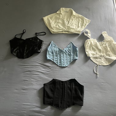 Lots de 4 corset taille 36-38