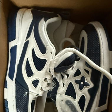 LV trainer neuve