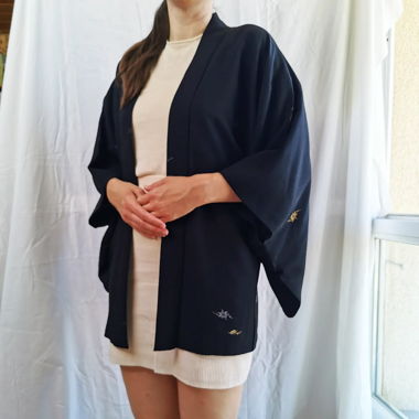 Kimono en soie noire vintage originale avec fleurs