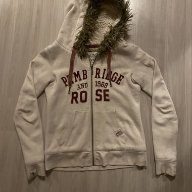 Zip up
