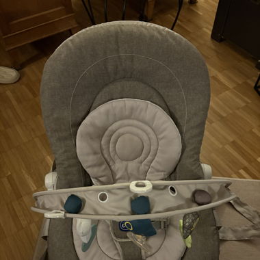 Babywippe/Kindersitz NEU 