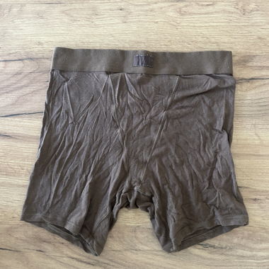 Boxers courts marron de skims