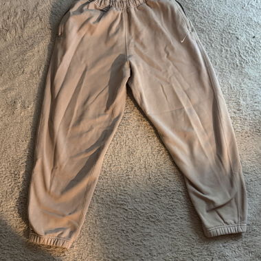 Beige Nike Jogginghose