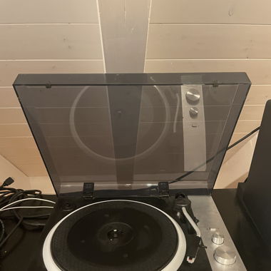 Mac Audio TT100BKE Vinyl Spieler