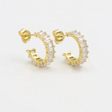 ruru studio‘s Shiloh Gold earrings
