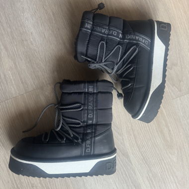 Schneestiefel