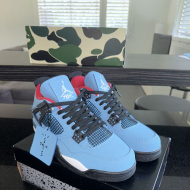 Jordan 4 Retro Travis Scott, Grösse 45, Brandneu