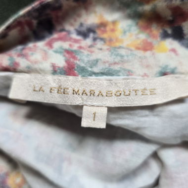 Jupe courte fleurie La Fée Maraboutée