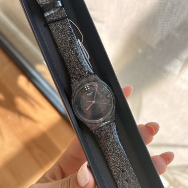 Orologio analogico Swatch con glitter