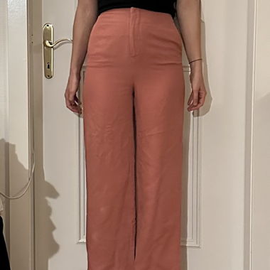 Pantaloni arancioni oversize