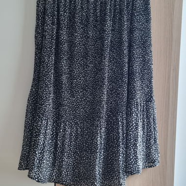 Skirt, patterned