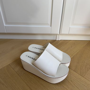 Sandali con plateau bianchi 