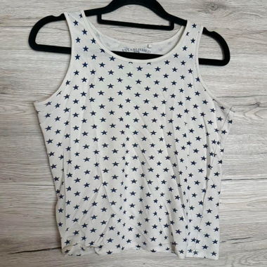c&a white cropped tank top with navy blue stars