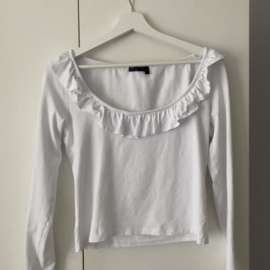 top avec volants