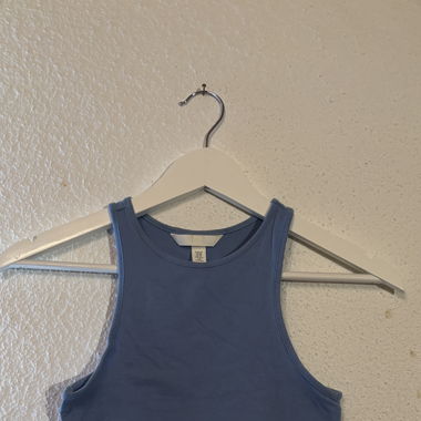 Blaues T-Shirt
