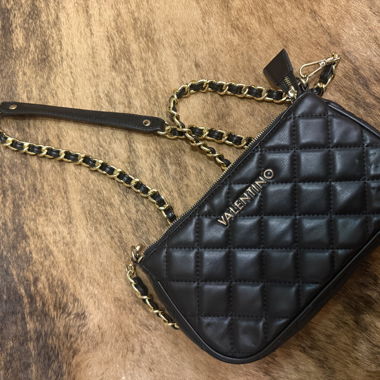 Bella borsa Valentino