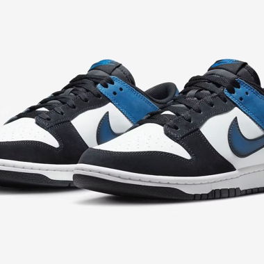 Nike Dunks