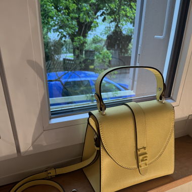 Guess Bag