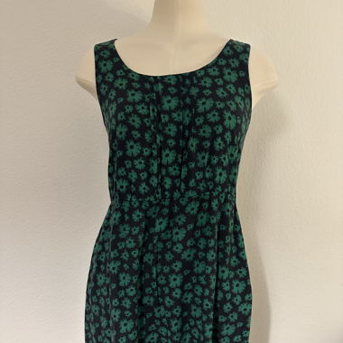 Short dress with pockets 