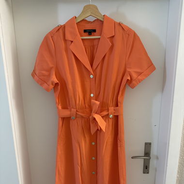 Comma salmon dress with gold buttons