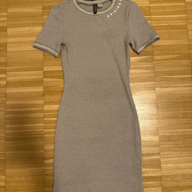 Grey dress