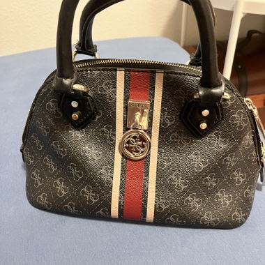 Guess Tasche