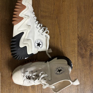 Converse all stars white canvas sneakers. 