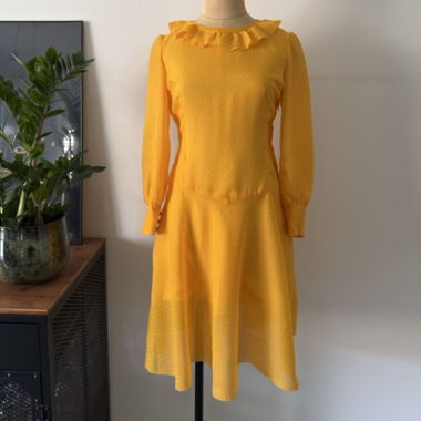 Abito vintage giallo a pois con ruches, Taglia M