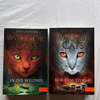 Zwei Bücher von „Warrior Cats“