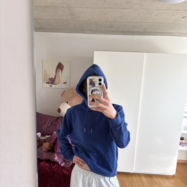 Basic dunkelblauer Hoodie