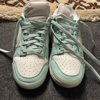 Nike Mint/White Sneakers