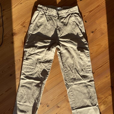 Beige Cargo Hose