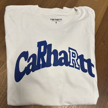 carhartt t-shirt